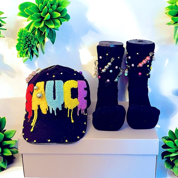 Junk Sock & Cap - Picture 1 of 4